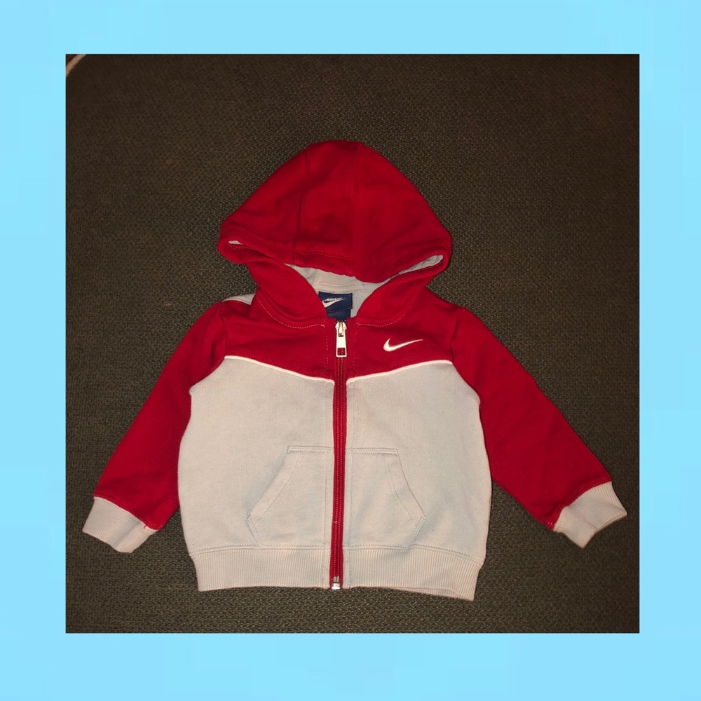 Nike hoodie ❤️🤍